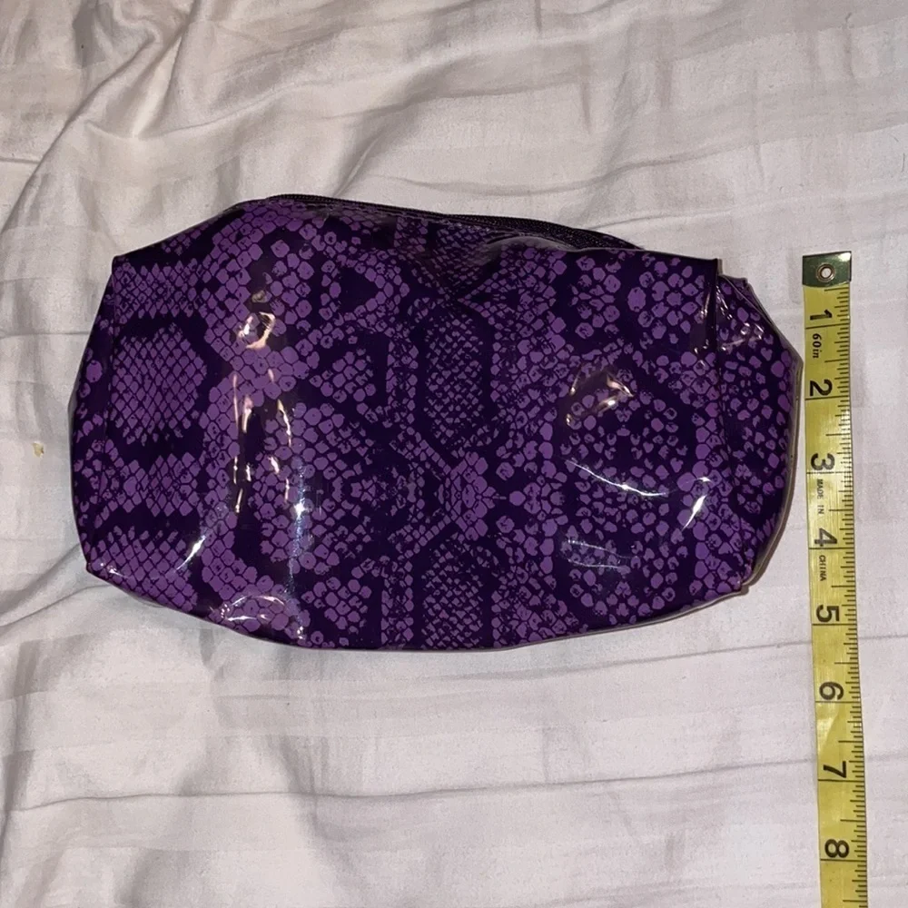 Estée Lauder purple snake plastic makeup bag pouch